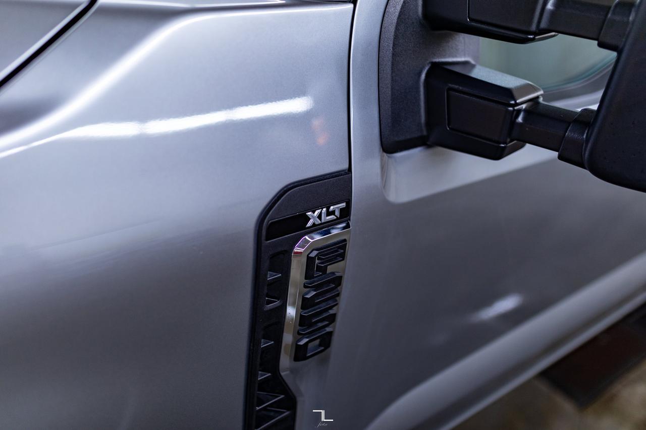 2024 Ford F-250 4x4 Crew Cab XLT FX4 PSeat BCam Red Deer AB