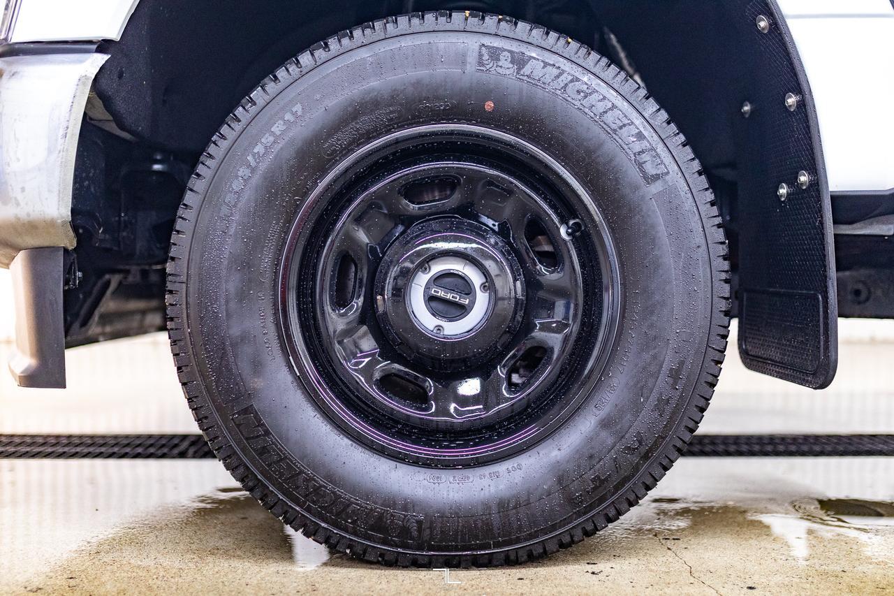 2024 Ford F-250 4x4 Reg Cab XL FX4 Longbox BCam Red Deer AB