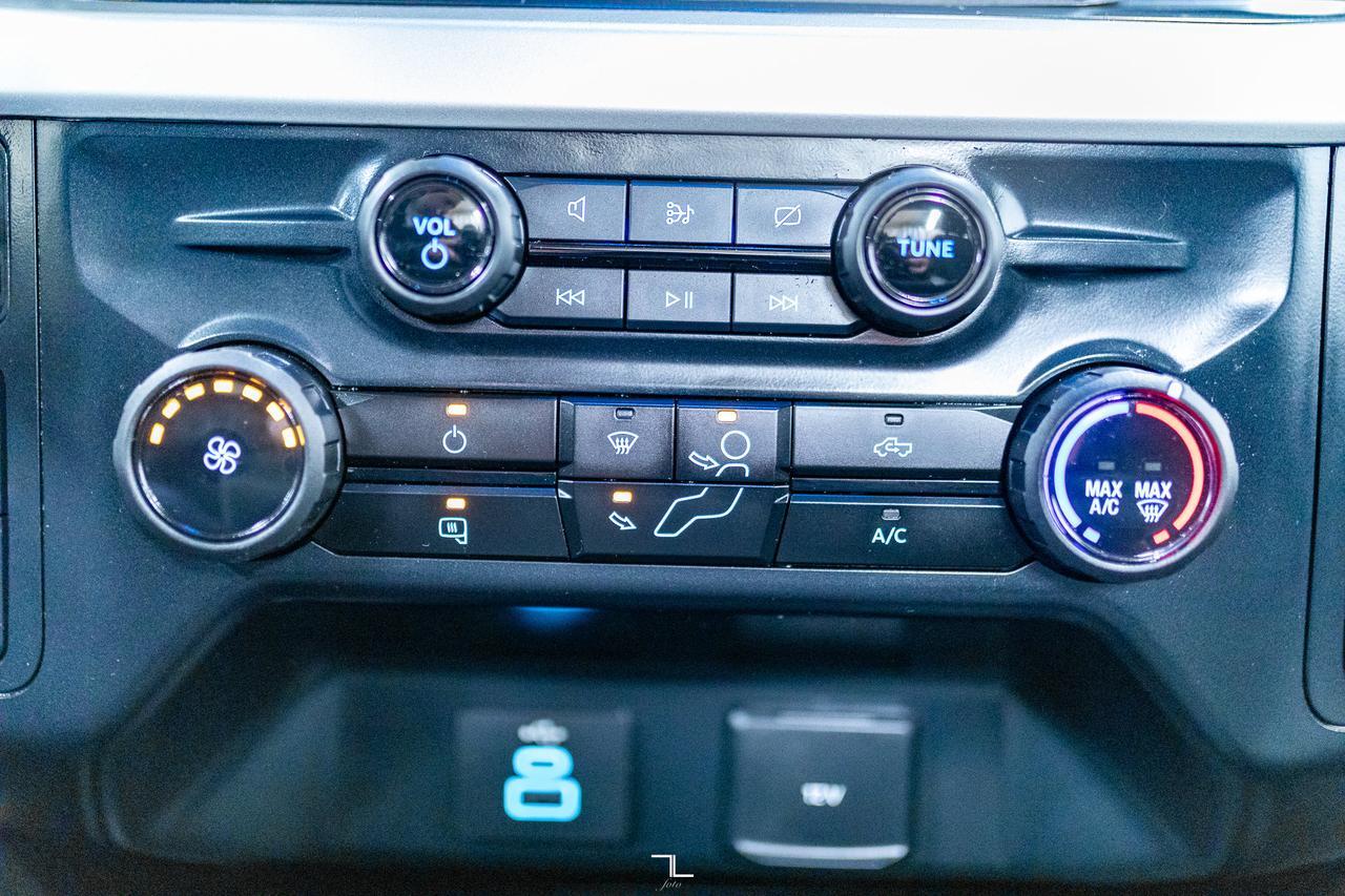 2024 Ford F-250 4x4 Reg Cab XL FX4 Longbox BCam Red Deer AB