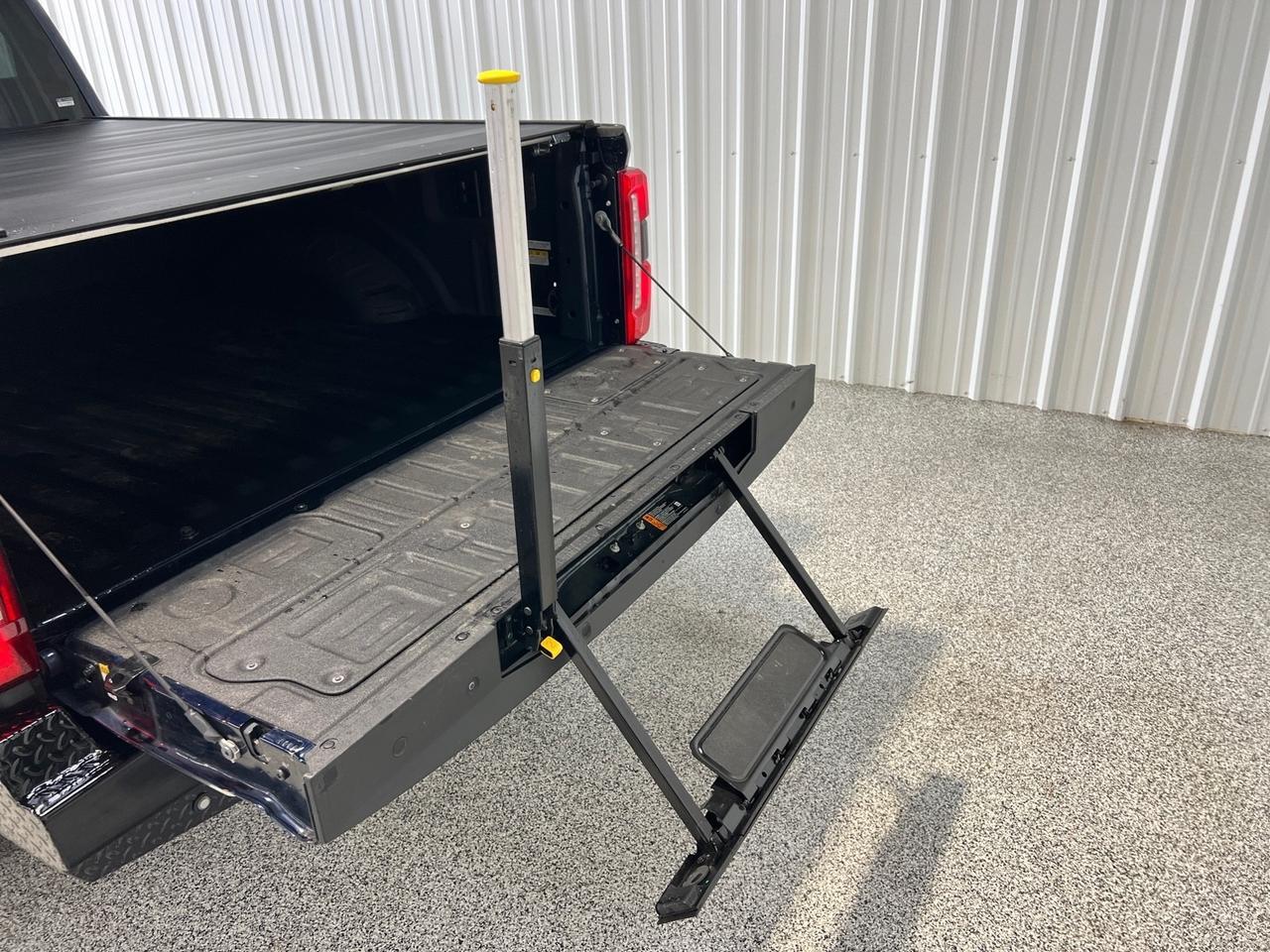 2024 Ford F-250 King Ranch, H.O. Diesel, FX4, Pano Roof, Bed Cover, New Ranch Hand Bumpers, Leveling Kit, 35in Tires Houston TX