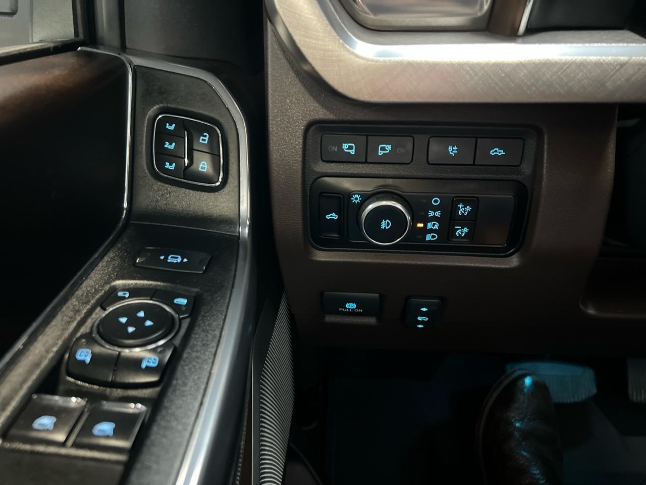 2024 Ford F-250 King Ranch, H.O. Diesel, Tremor Pkg, Pano Roof, Console Vault, Retractable Bed Side Steps Houston TX