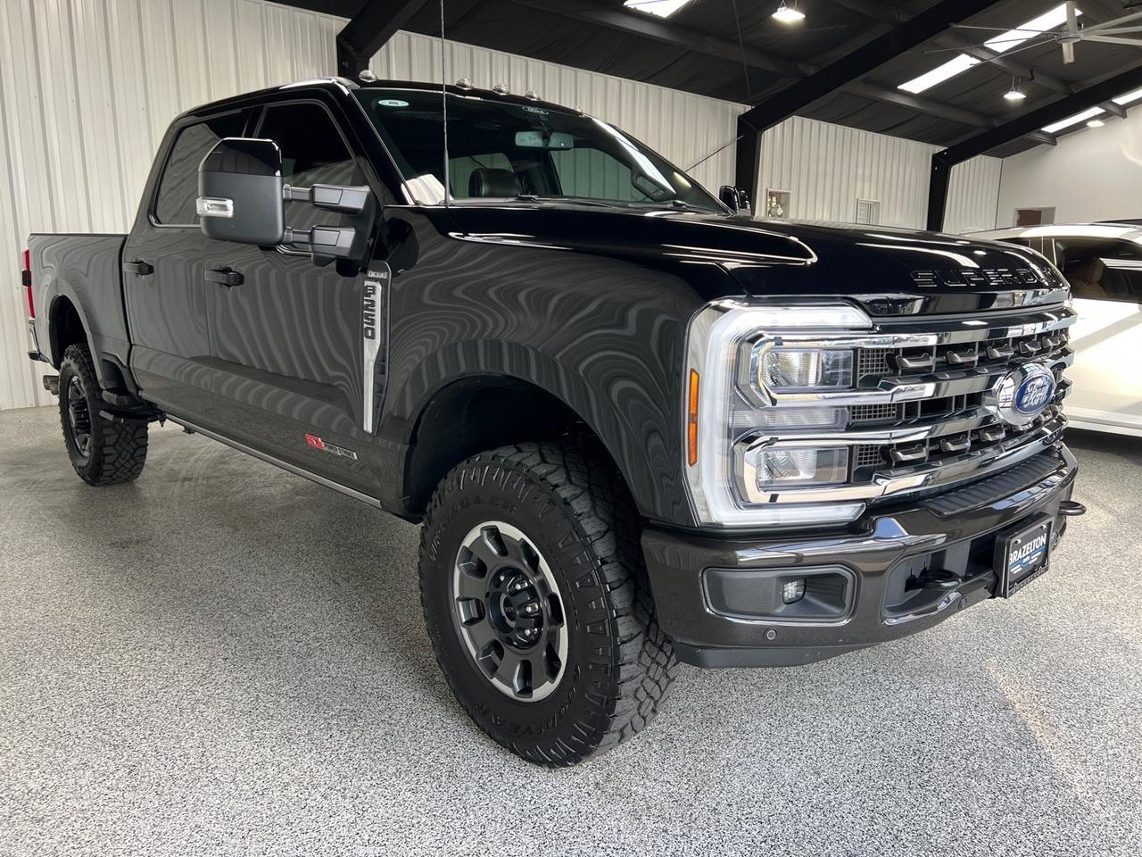 2024 Ford F-250 King Ranch, H.O. Diesel, Tremor Pkg, Pano Roof, Console Vault, Retractable Bed Side Steps Houston TX