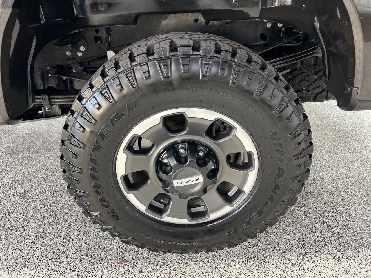 2024 Ford F-250 King Ranch, H.O. Diesel, Tremor Pkg, Pano Roof, Console Vault, Retractable Bed Side Steps Houston TX