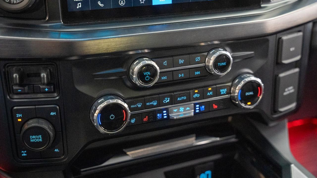 2024 Ford F-250 LARIAT ULTIMATE BLACK WIDOW Franklin TN