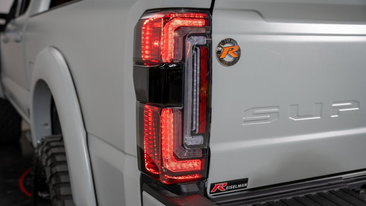2024 Ford F-250 LARIAT ULTIMATE BLACK WIDOW Franklin TN