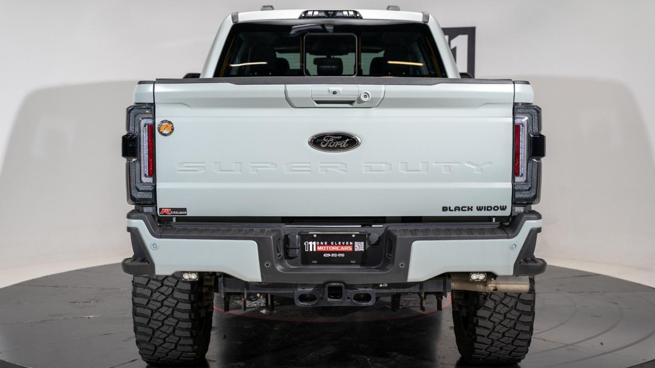 2024 Ford F-250 LARIAT ULTIMATE BLACK WIDOW Franklin TN
