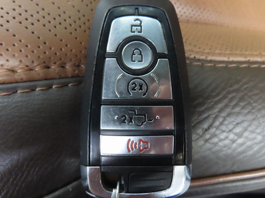 2024 Ford F-250 Super Duty 4x4 Crew Cab King Ranch Fond du Lac WI