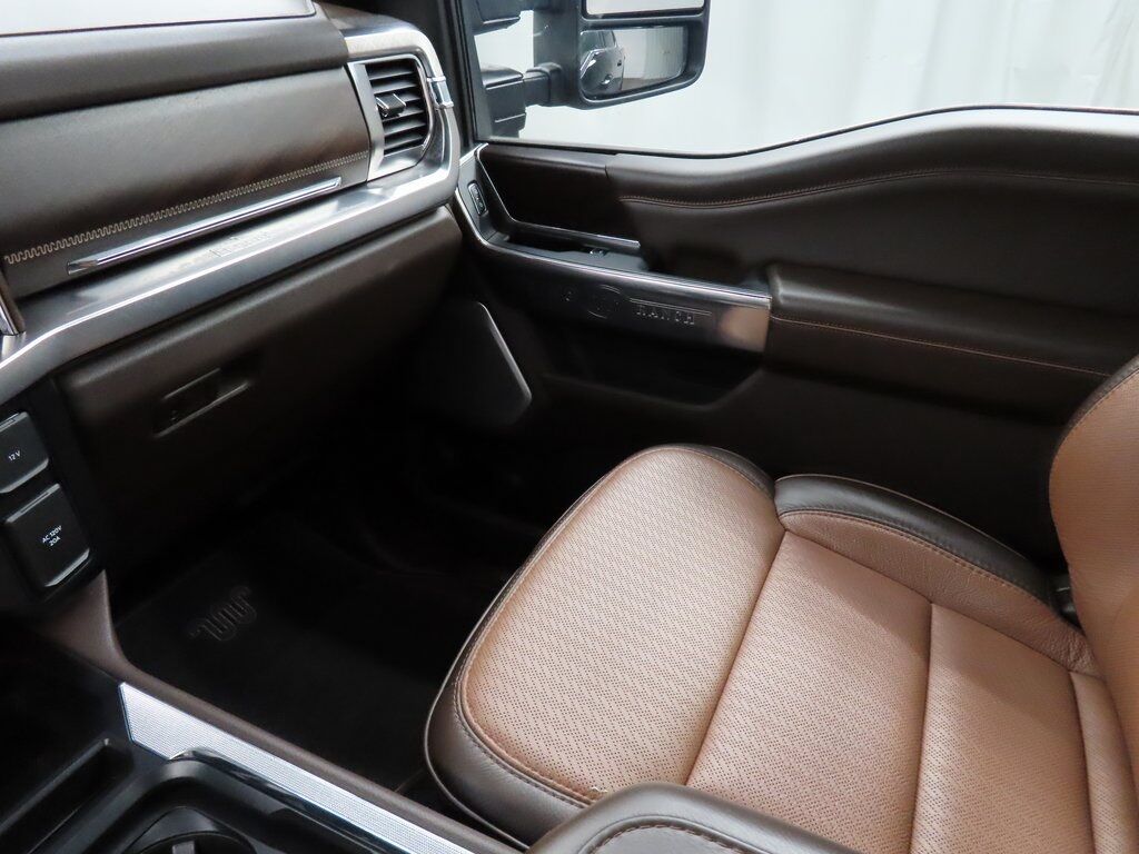 2024 Ford F-250 Super Duty 4x4 Crew Cab King Ranch Fond du Lac WI