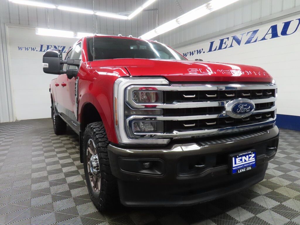 2024 Ford F-250 Super Duty 4x4 Crew Cab King Ranch Fond du Lac WI