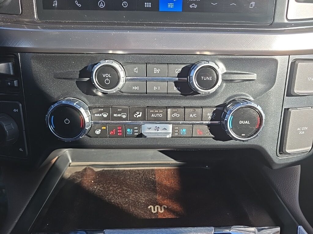 2024 Ford F-250 Super Duty 4x4 Crew Cab King Ranch Fond du Lac WI