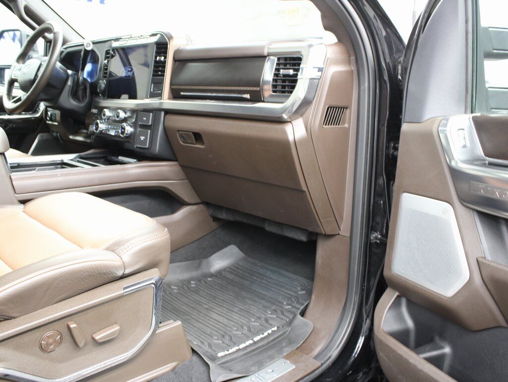 2024 Ford F-250 Super Duty 4x4 Crew Cab King Ranch Fond du Lac WI