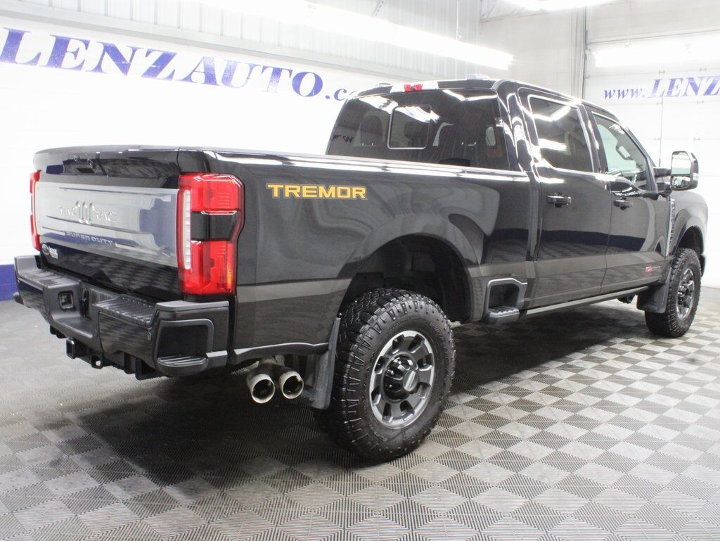 2024 Ford F-250 Super Duty 4x4 Crew Cab King Ranch Fond du Lac WI