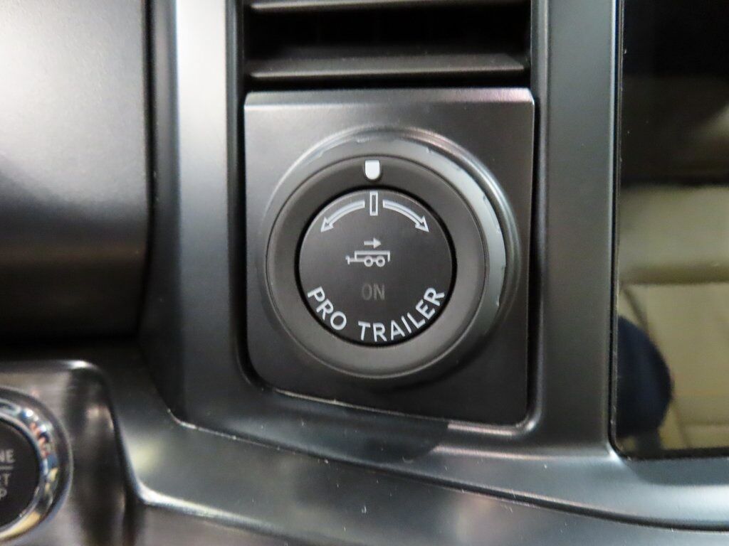 2024 Ford F-250 Super Duty 4x4 Crew Cab Lariat Fond du Lac WI