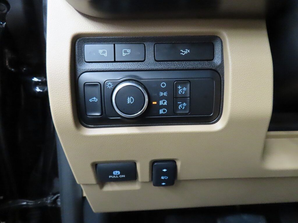 2024 Ford F-250 Super Duty 4x4 Crew Cab Lariat Fond du Lac WI