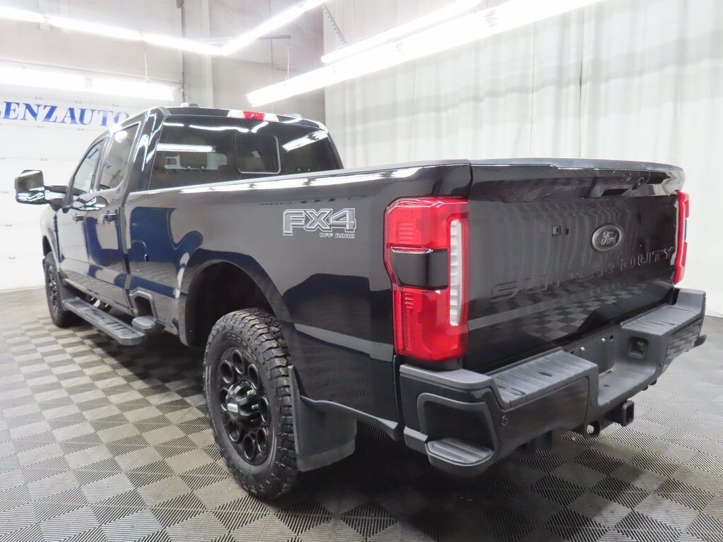2024 Ford F-250 Super Duty 4x4 Crew Cab Lariat Fond du Lac WI