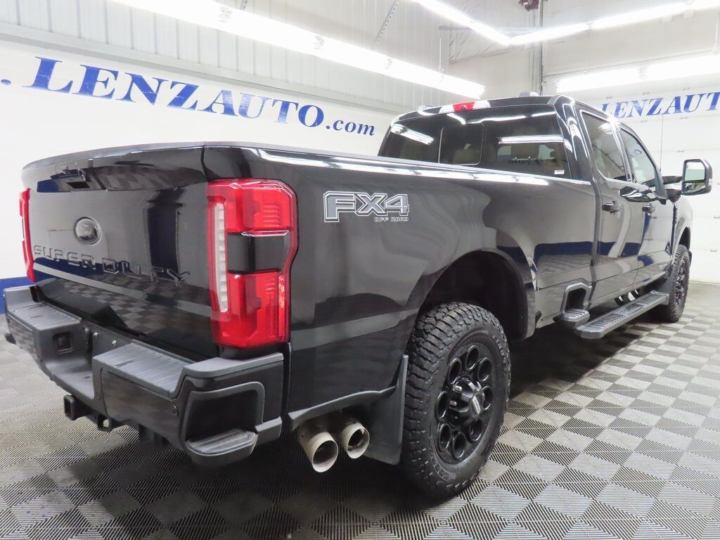2024 Ford F-250 Super Duty 4x4 Crew Cab Lariat Fond du Lac WI