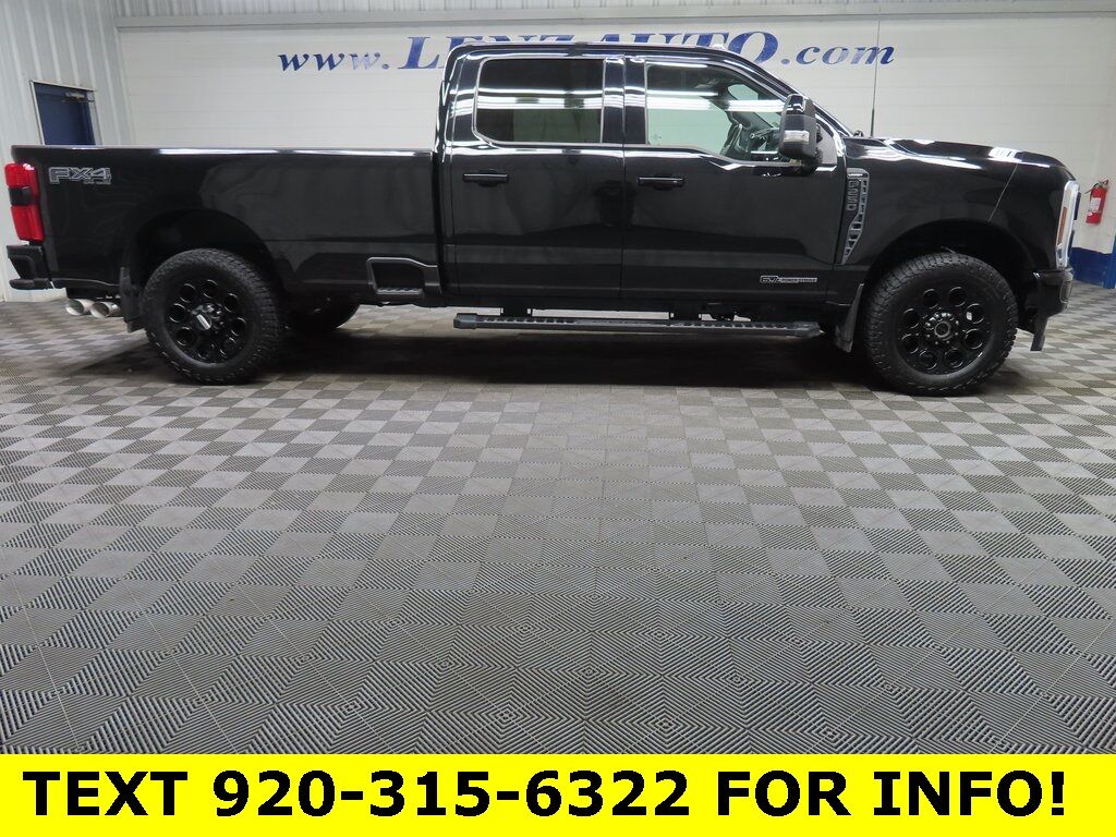 2024 Ford F-250 Super Duty 4x4 Crew Cab Lariat Fond du Lac WI
