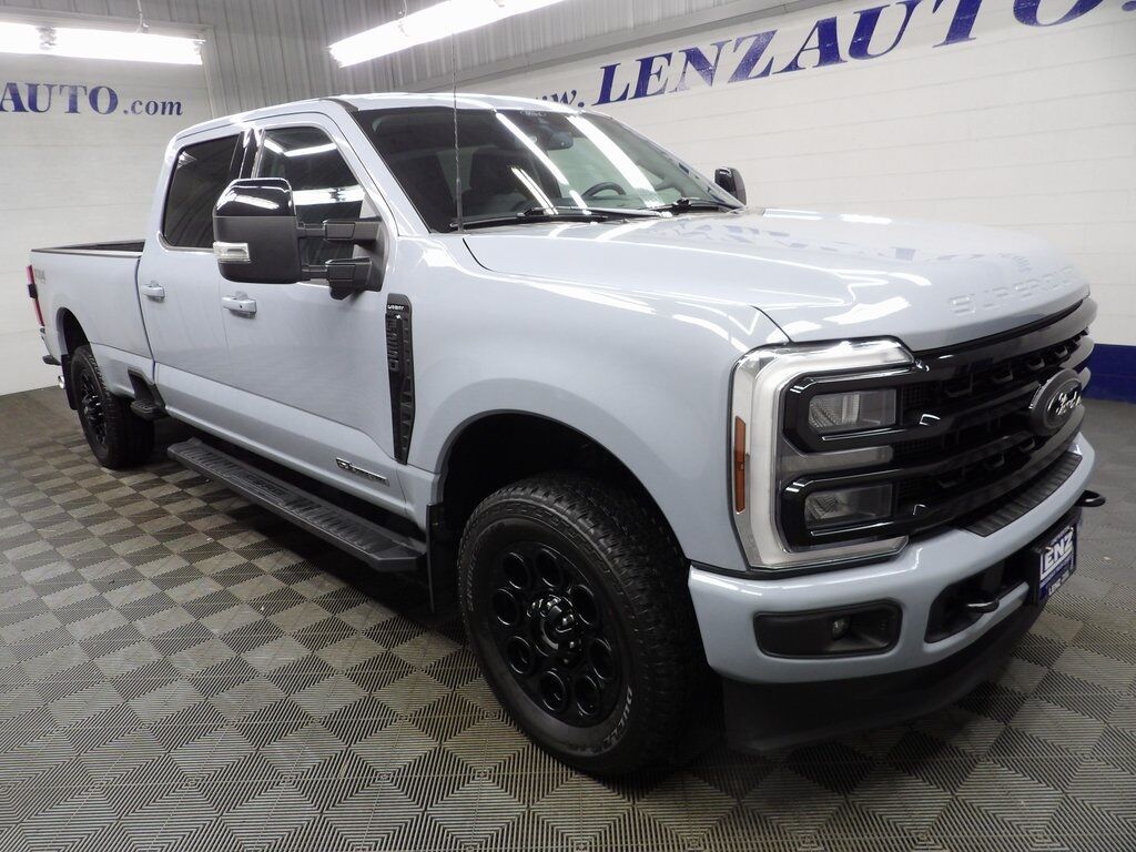 2024 Ford F-250 Super Duty 4x4 Crew Cab Lariat Fond du Lac WI