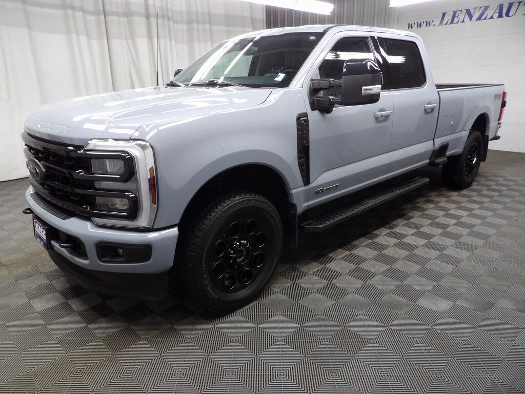 2024 Ford F-250 Super Duty 4x4 Crew Cab Lariat Fond du Lac WI