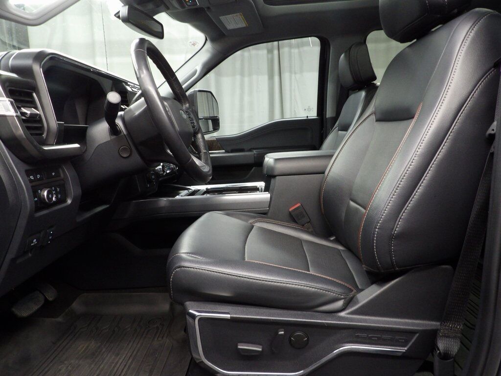 2024 Ford F-250 Super Duty 4x4 Crew Cab Lariat Fond du Lac WI