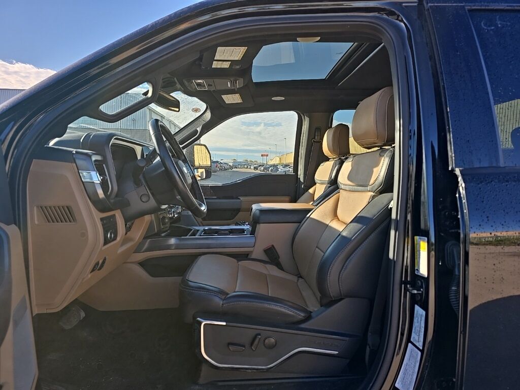 2024 Ford F-250 Super Duty 4x4 Crew Cab Lariat Fond du Lac WI