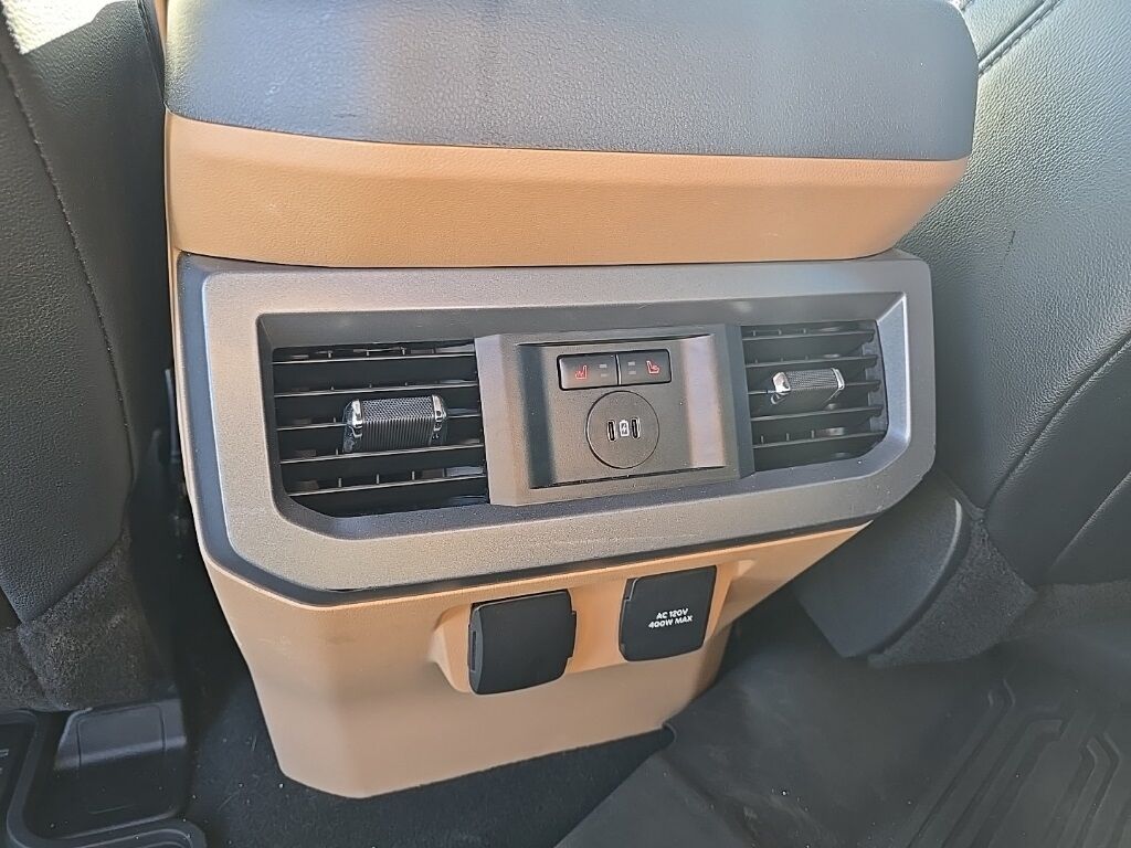 2024 Ford F-250 Super Duty 4x4 Crew Cab Lariat Fond du Lac WI