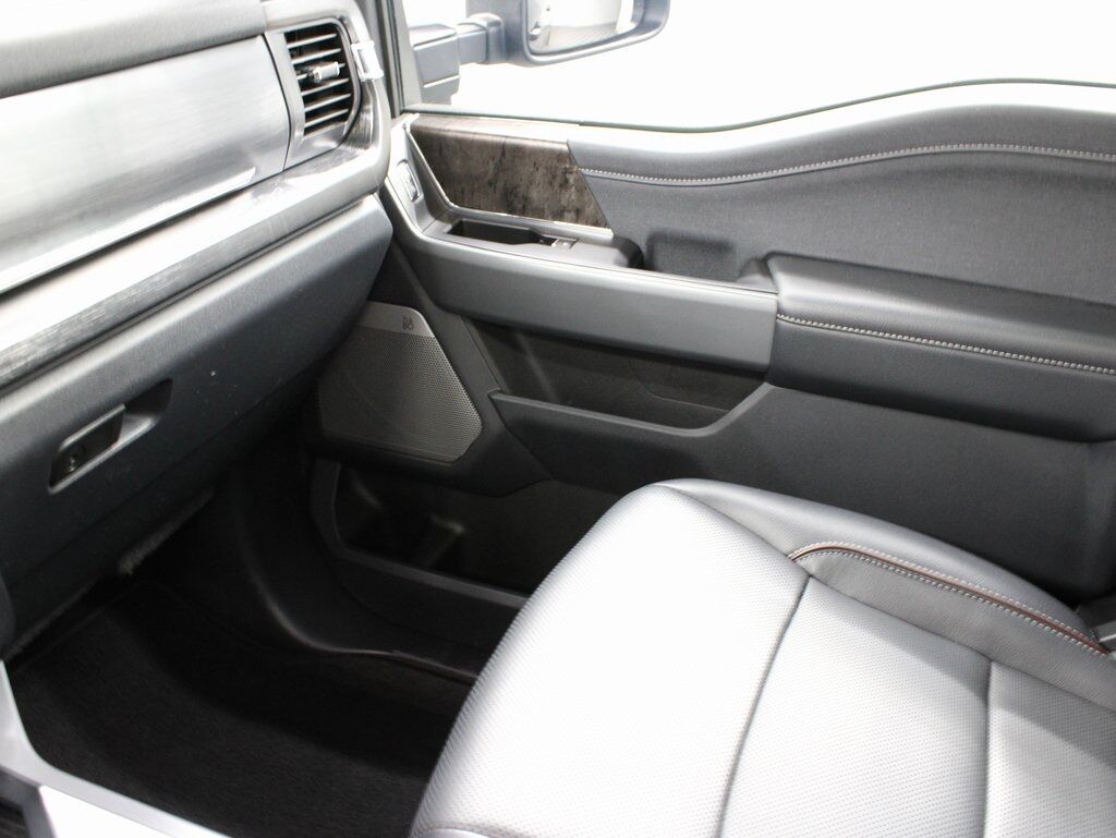 2024 Ford F-250 Super Duty 4x4 Crew Cab Lariat Fond du Lac WI