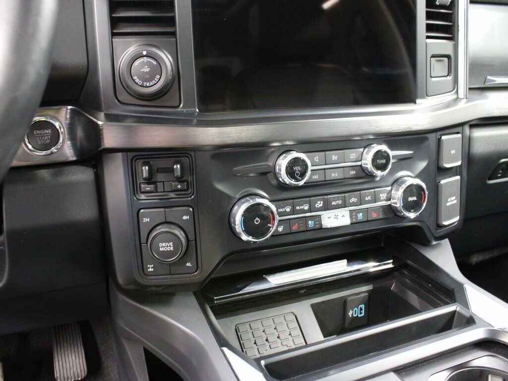 2024 Ford F-250 Super Duty 4x4 Crew Cab Lariat Fond du Lac WI