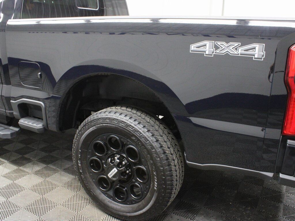 2024 Ford F-250 Super Duty 4x4 Crew Cab Lariat Fond du Lac WI