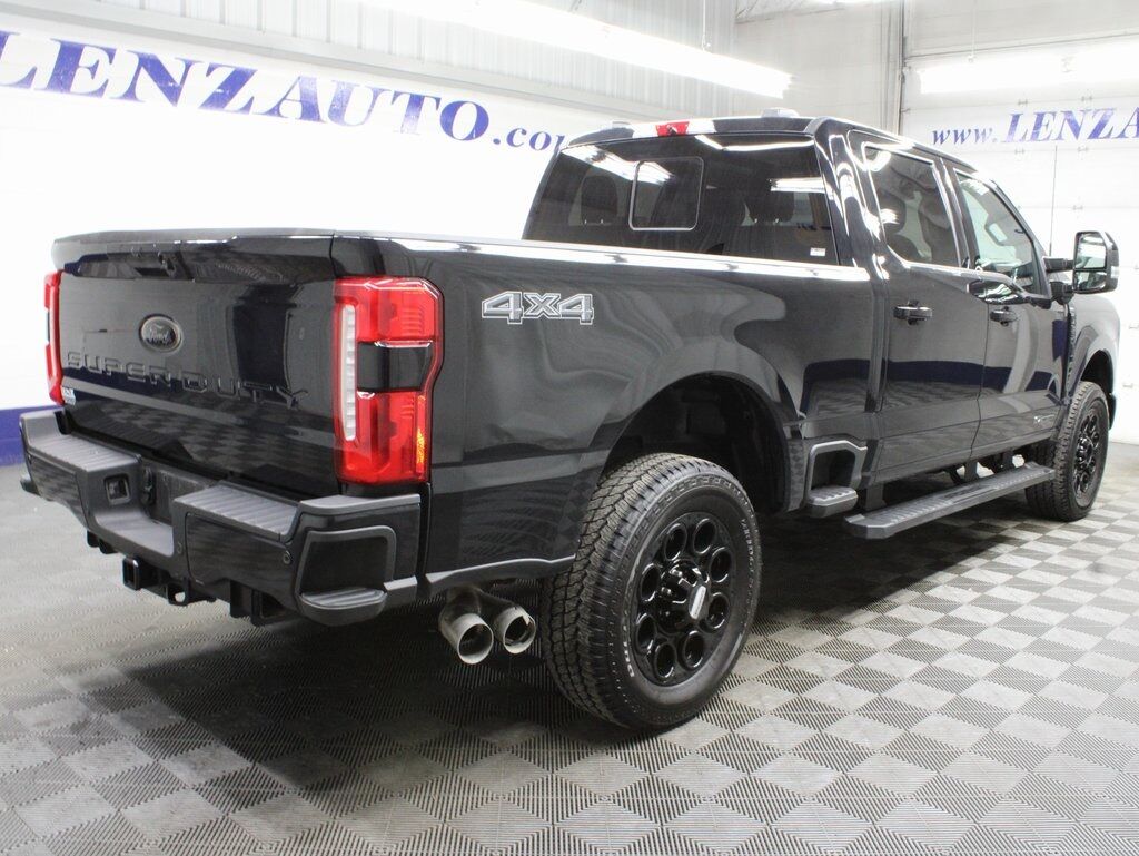 2024 Ford F-250 Super Duty 4x4 Crew Cab Lariat Fond du Lac WI
