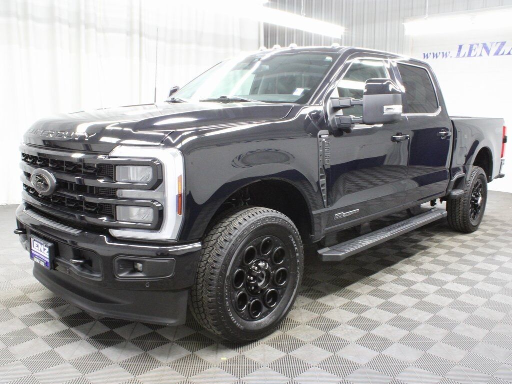 2024 Ford F-250 Super Duty 4x4 Crew Cab Lariat Fond du Lac WI