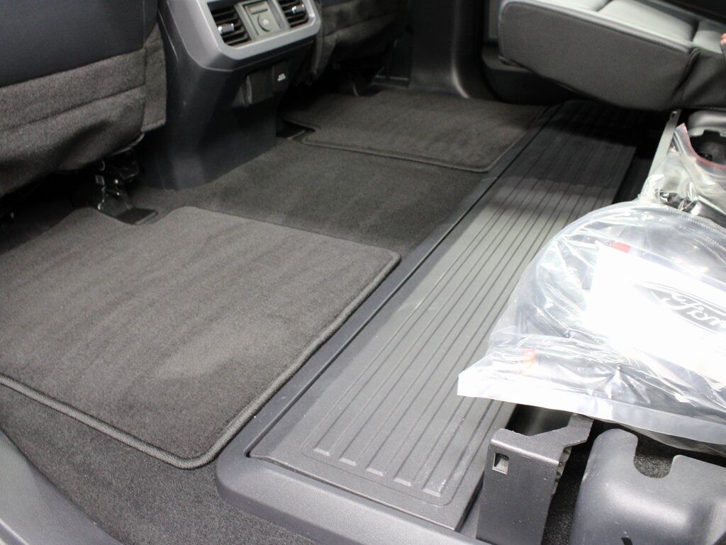 2024 Ford F-250 Super Duty 4x4 Crew Cab Lariat Fond du Lac WI