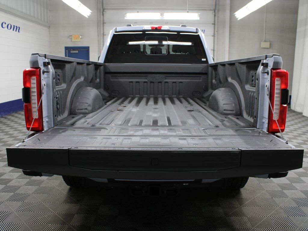2024 Ford F-250 Super Duty 4x4 Crew Cab Lariat Fond du Lac WI