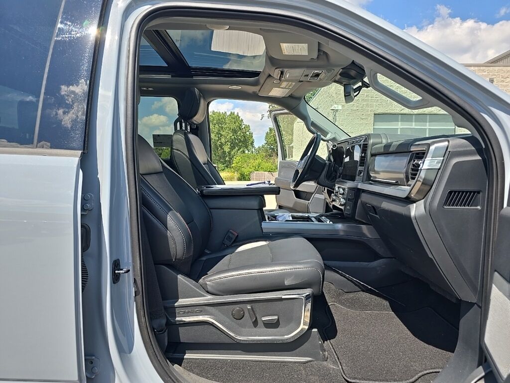2024 Ford F-250 Super Duty 4x4 Crew Cab Lariat Fond du Lac WI