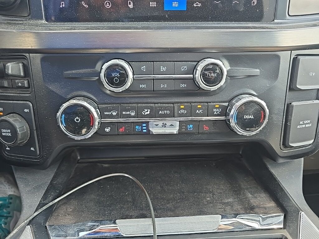 2024 Ford F-250 Super Duty 4x4 Crew Cab Lariat Fond du Lac WI