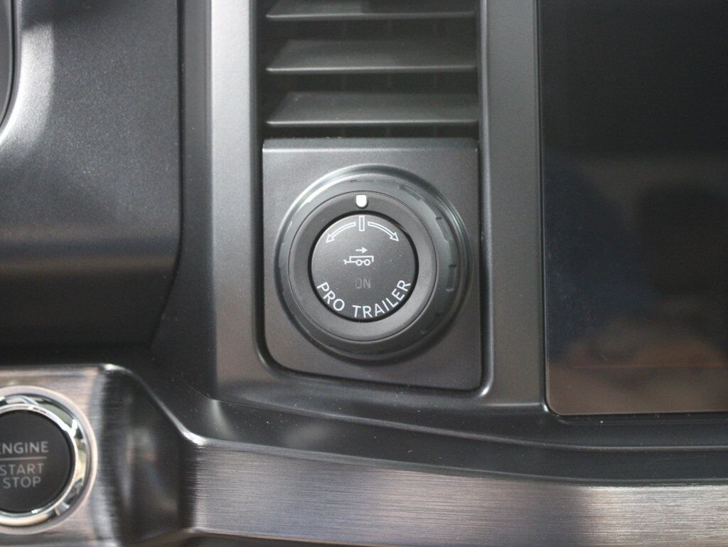 2024 Ford F-250 Super Duty 4x4 Crew Cab Lariat Fond du Lac WI