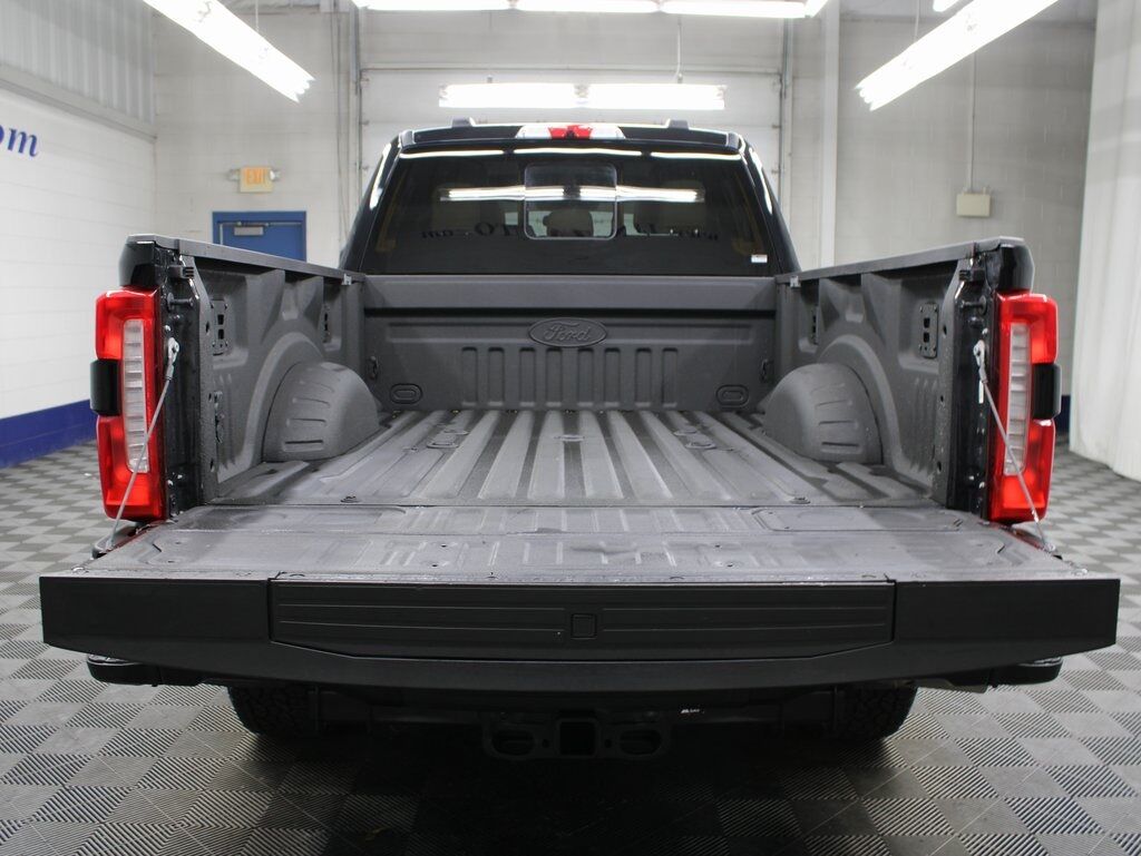2024 Ford F-250 Super Duty 4x4 Crew Cab Lariat Fond du Lac WI