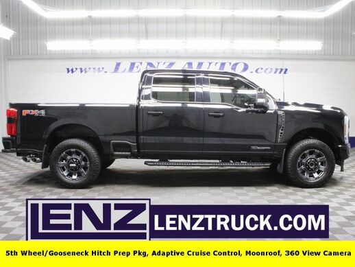 2024_Ford_F-250 Super Duty_4x4 Crew Cab Lariat_ Fond du Lac WI