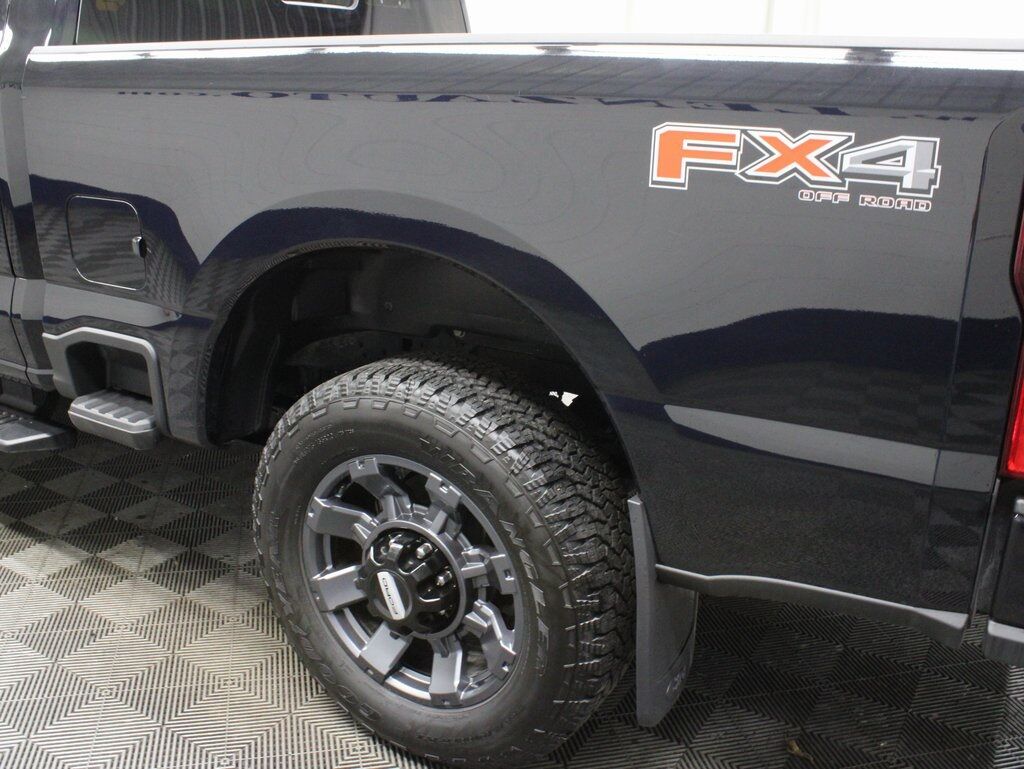 2024 Ford F-250 Super Duty 4x4 Crew Cab Lariat Fond du Lac WI