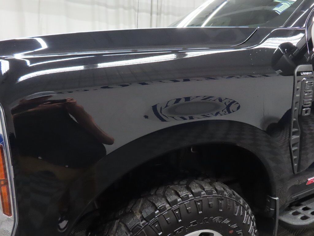 2024 Ford F-250 Super Duty 4x4 Crew Cab Lariat Fond du Lac WI