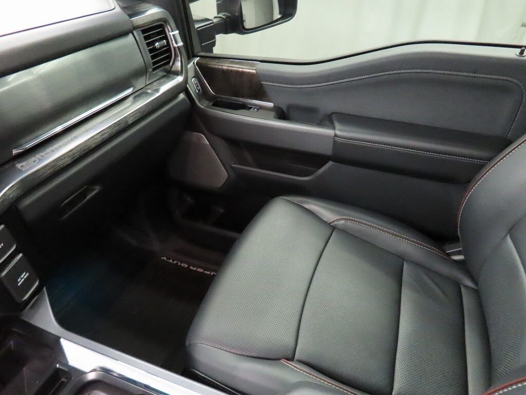 2024 Ford F-250 Super Duty 4x4 Crew Cab Lariat Fond du Lac WI