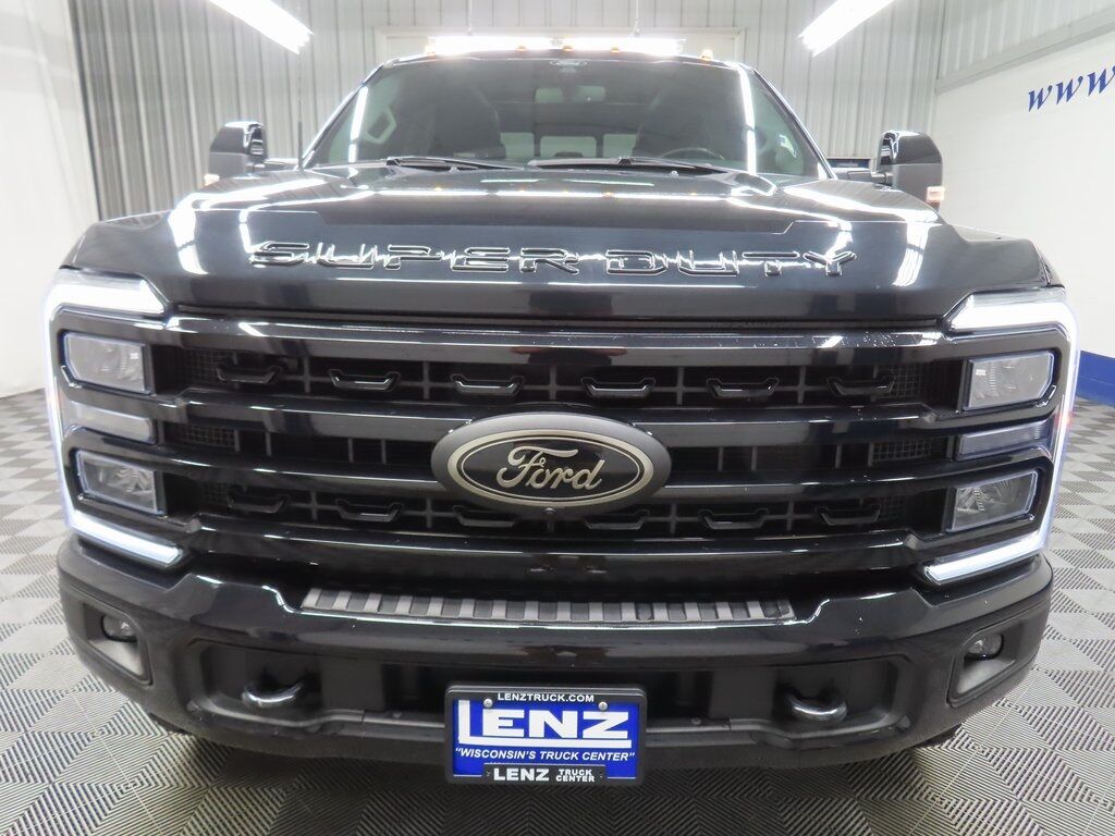 2024 Ford F-250 Super Duty 4x4 Crew Cab Lariat Fond du Lac WI