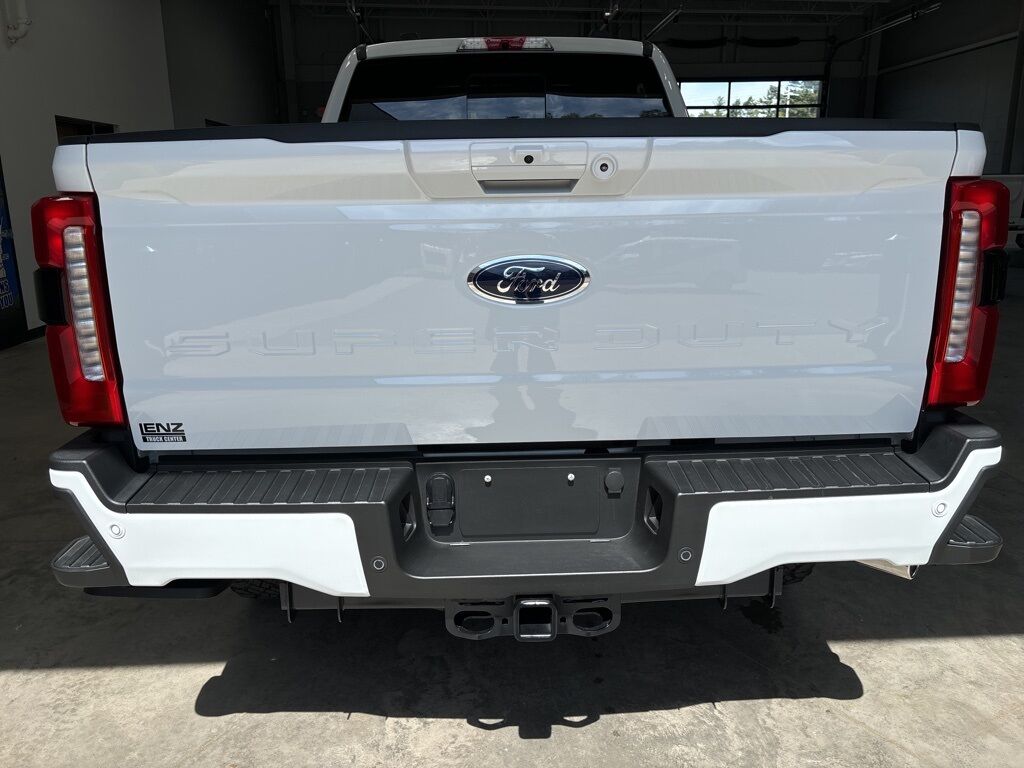 2024 Ford F-250 Super Duty 4x4 Crew Cab Lariat Fond du Lac WI