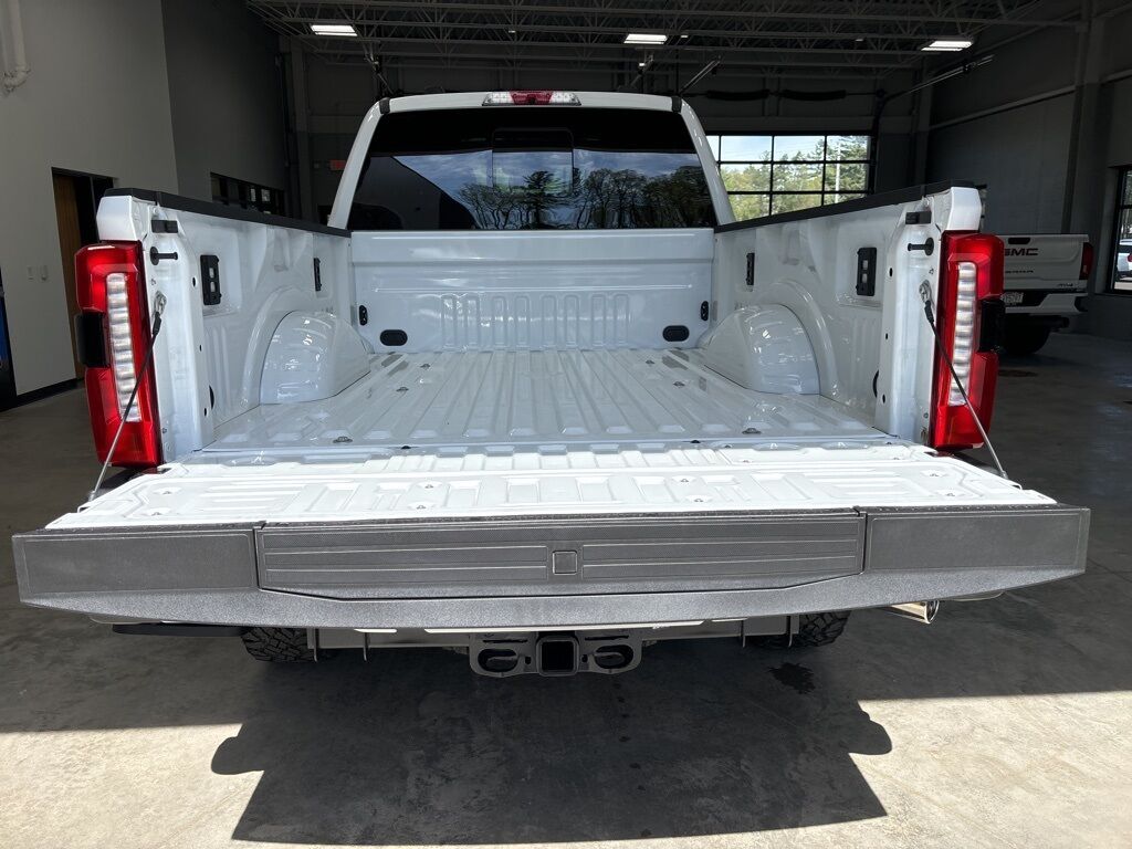 2024 Ford F-250 Super Duty 4x4 Crew Cab Lariat Fond du Lac WI