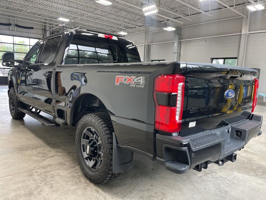 2024 Ford F-250 Super Duty 4x4 Crew Cab Lariat Minocqua WI