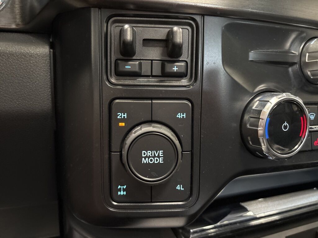 2024 Ford F-250 Super Duty 4x4 Crew Cab Lariat Minocqua WI
