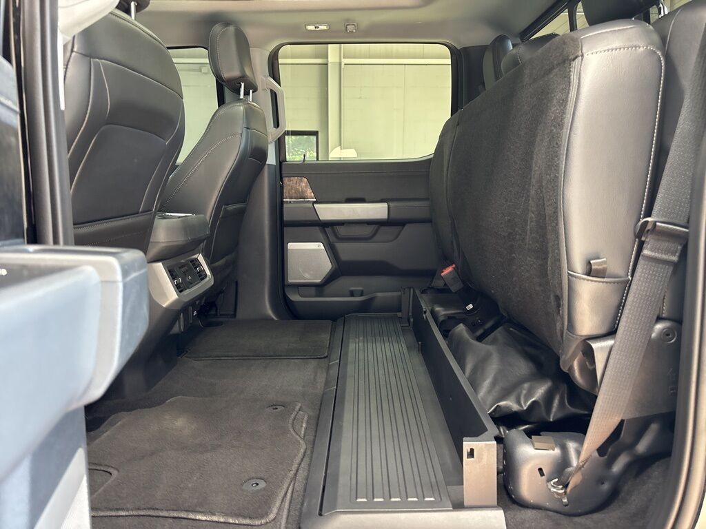 2024 Ford F-250 Super Duty 4x4 Crew Cab Lariat Minocqua WI