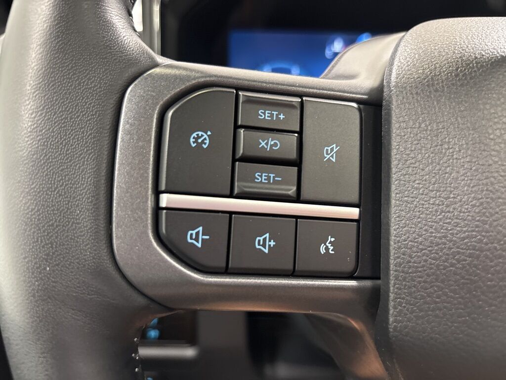 2024 Ford F-250 Super Duty 4x4 Crew Cab Lariat Minocqua WI