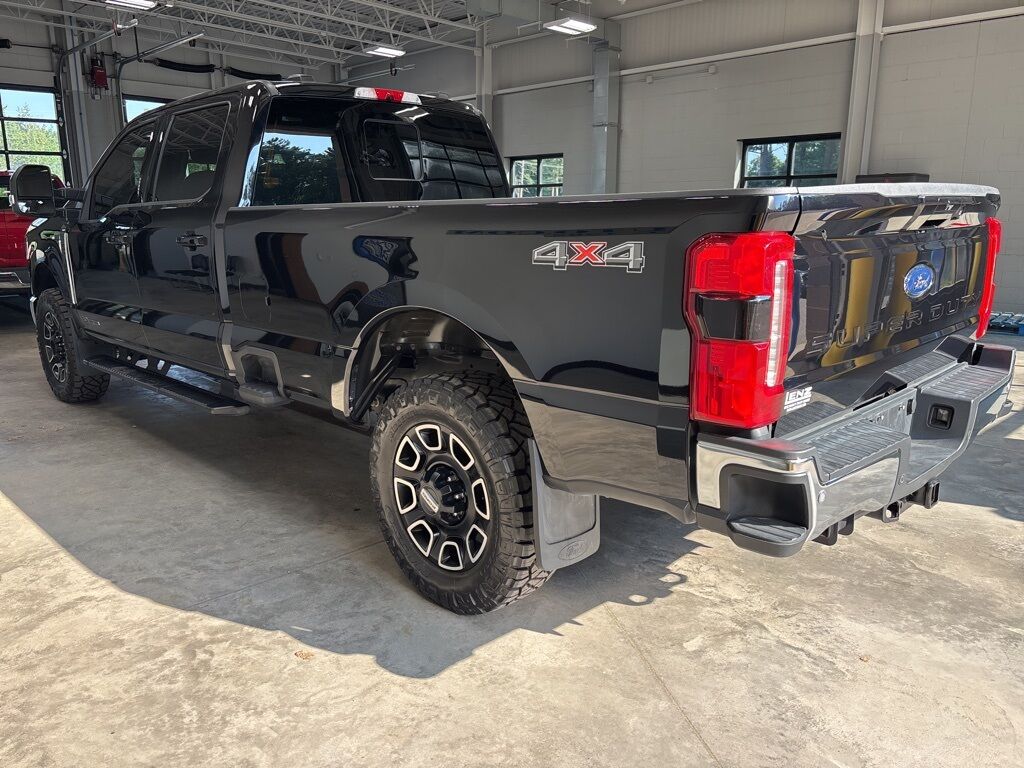 2024 Ford F-250 Super Duty 4x4 Crew Cab Lariat Minocqua WI