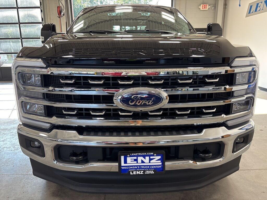 2024 Ford F-250 Super Duty 4x4 Crew Cab Lariat Minocqua WI